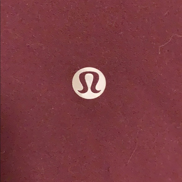 Lululemon Align Leggings 28” in Cassis - Picture 4 of 5